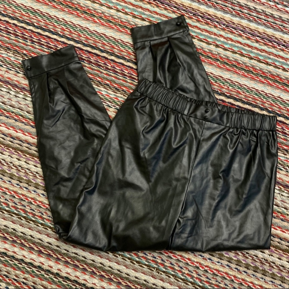 🍣3 for $10// Faux Leather Pants